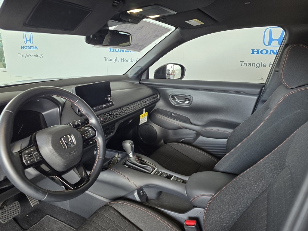 Thumbnail: 2025 Honda HR-V - 13