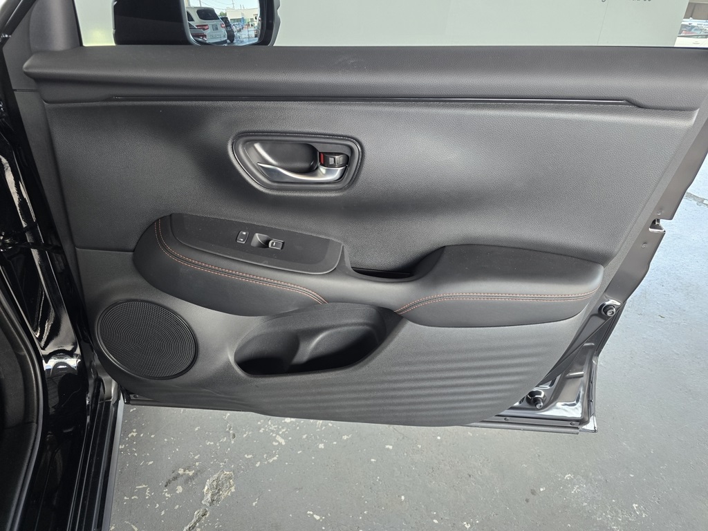 Thumbnail: 2025 Honda HR-V - 25