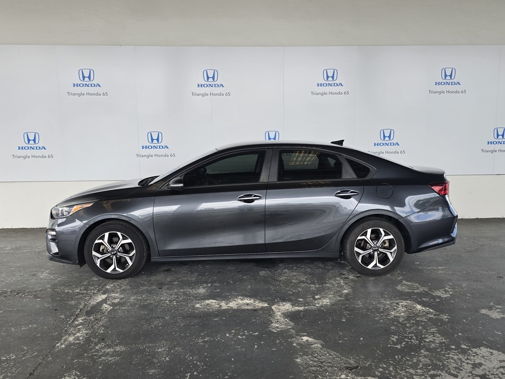 Thumbnail: 2019 Kia Forte - 3