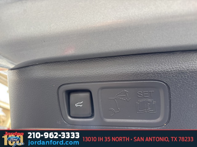 Used Car 2024 Ford Expedition  Xlt For Sale Under $50,000 In San Antonio, Texas