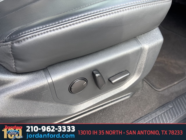 Used Car 2024 Ford Expedition  Xlt For Sale Under $50,000 In San Antonio, Texas