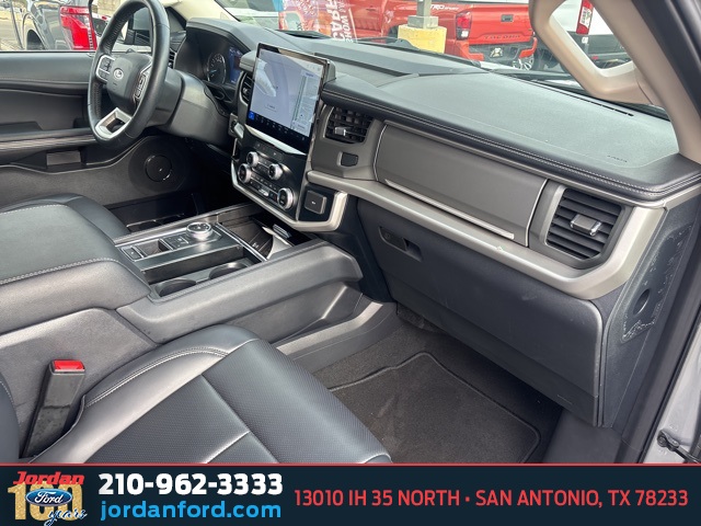 Used Car 2024 Ford Expedition  Xlt For Sale Under $50,000 In San Antonio, Texas