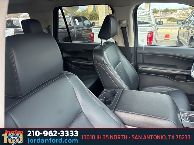 Used Car 2024 Ford Expedition  Xlt For Sale Under $50,000 In San Antonio, Texas