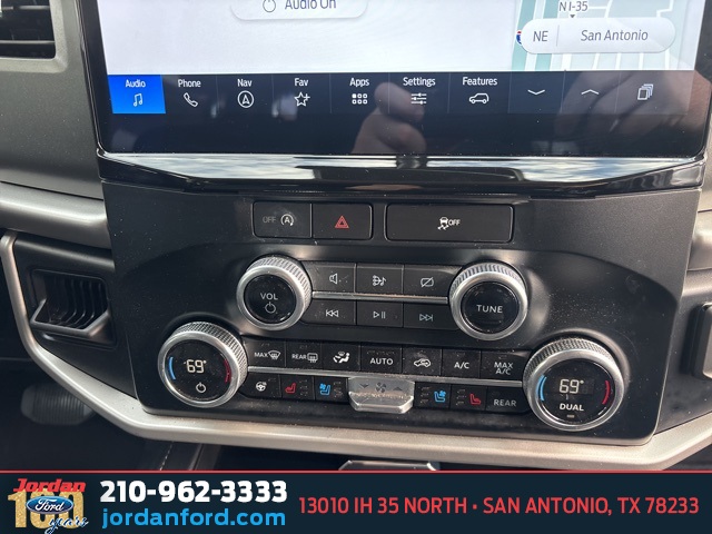 Used Car 2024 Ford Expedition  Xlt For Sale Under $50,000 In San Antonio, Texas