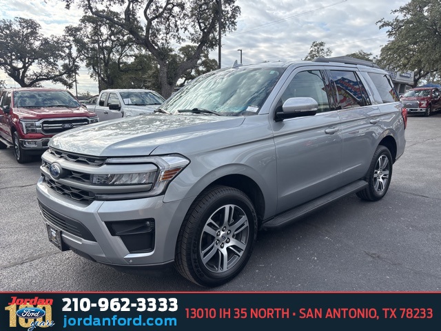 Used Car 2024 Ford Expedition  Xlt For Sale Under $50,000 In San Antonio, Texas