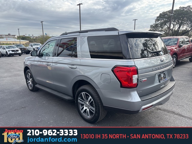 Used Car 2024 Ford Expedition  Xlt For Sale Under $50,000 In San Antonio, Texas