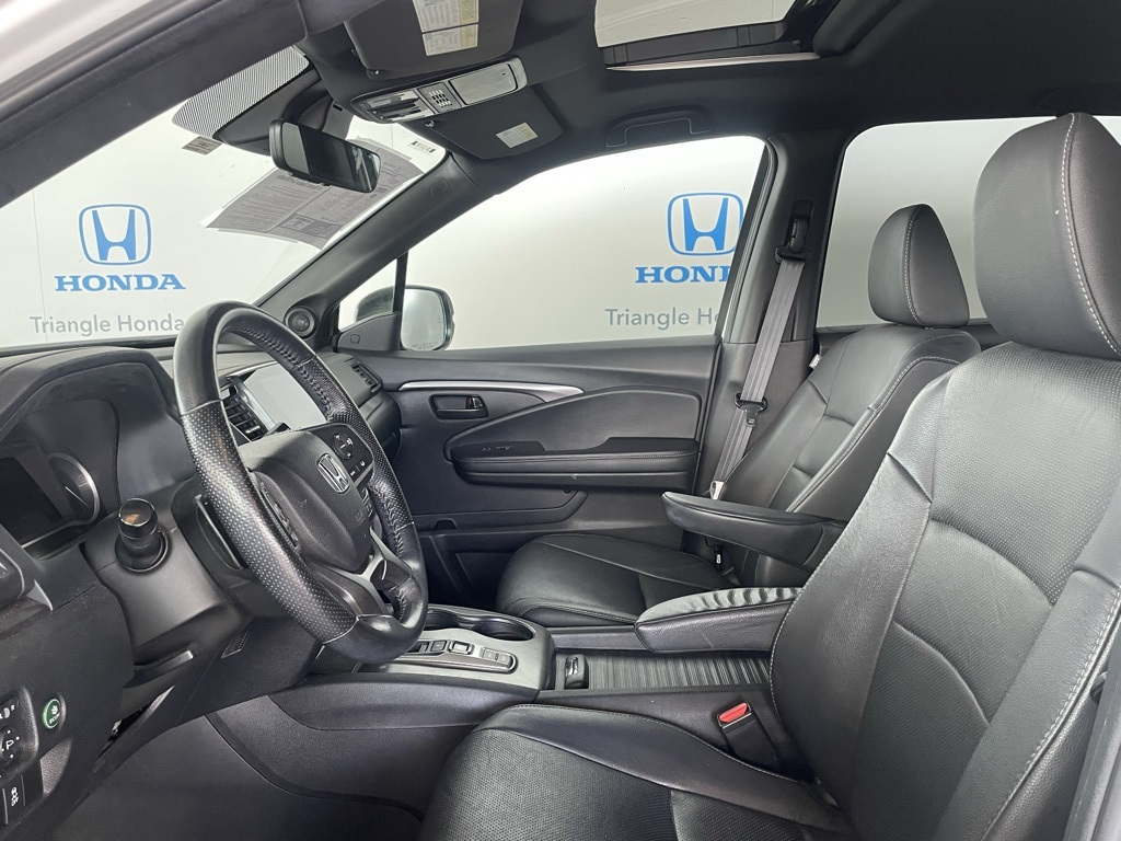 Thumbnail: 2022 Honda Passport - 10