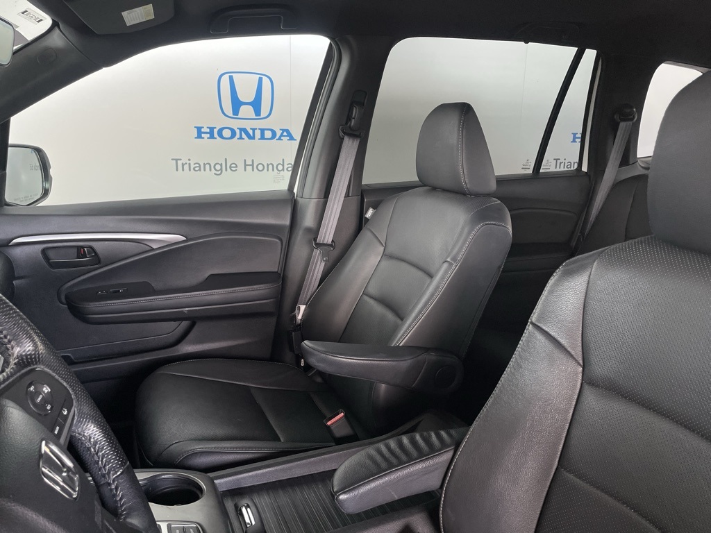 Thumbnail: 2022 Honda Passport - 12