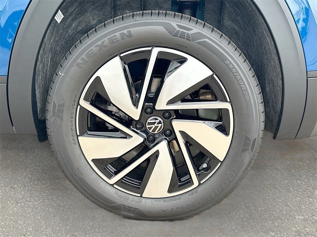 2025 Volkswagen Atlas 2.0T SE w/Technology Blue at DeMontrond Automotive Group