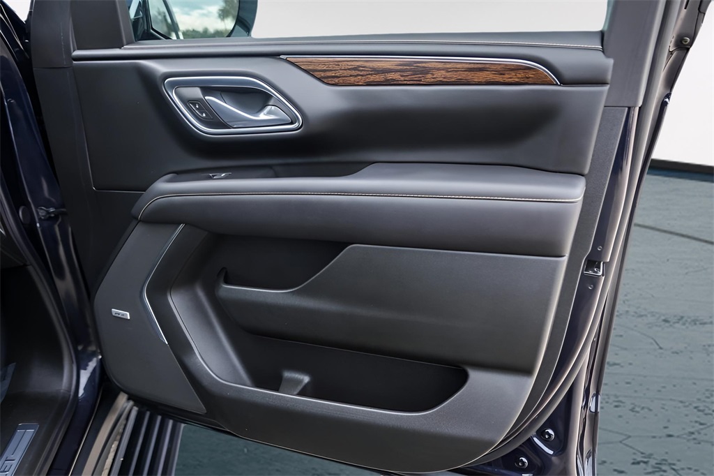 Used Car 2024 Chevrolet Suburban  Premier For Sale Under $80,000 In Austin, Texas