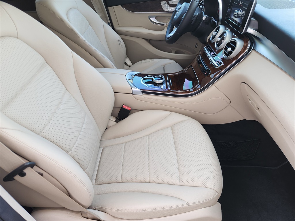 2018 Mercedes-Benz GLC GLC 300 White at Westside Lexus