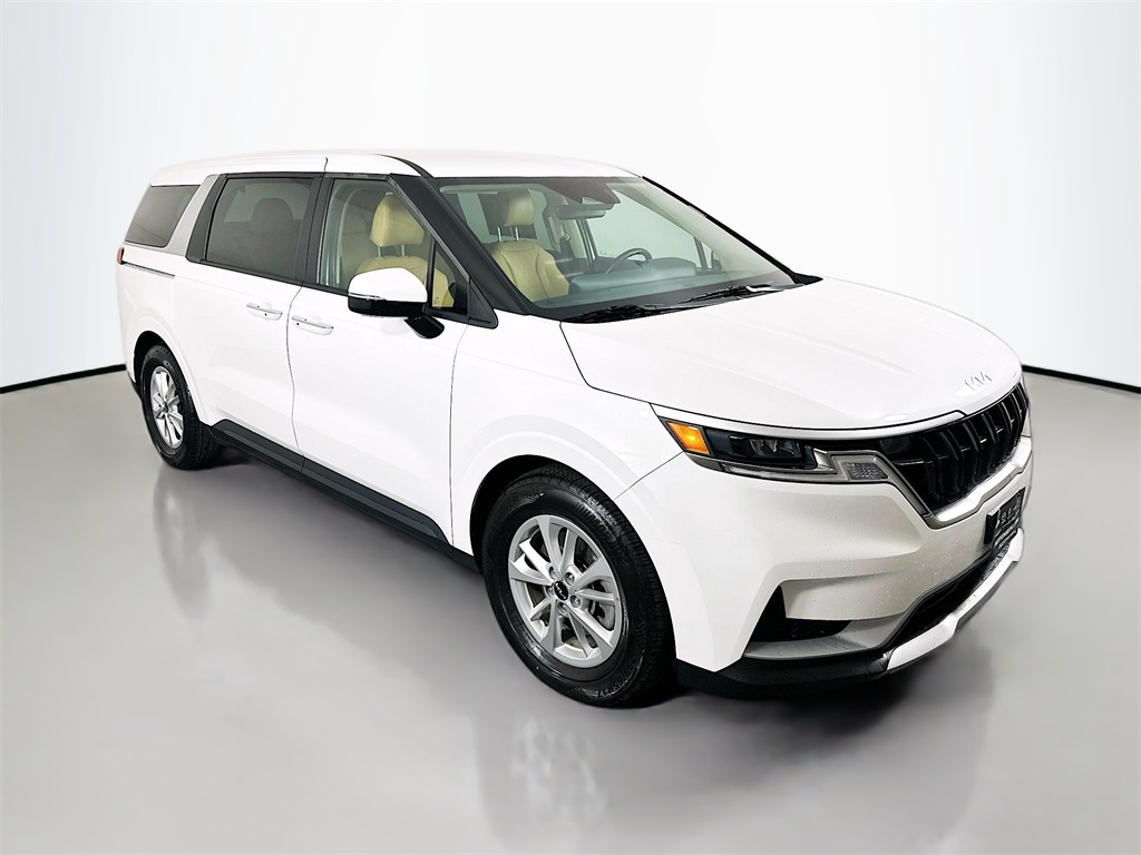 2024 Kia Carnival LX FWD