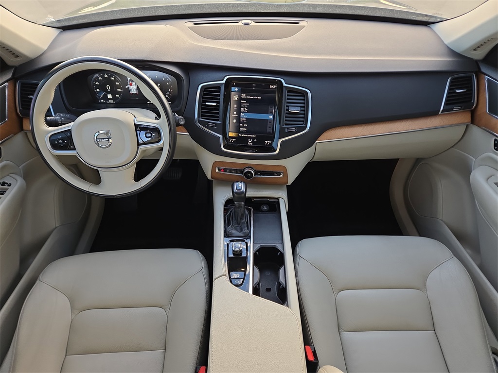 2022 Volvo XC90 T5 Momentum Gray at DeMontrond Auto Country