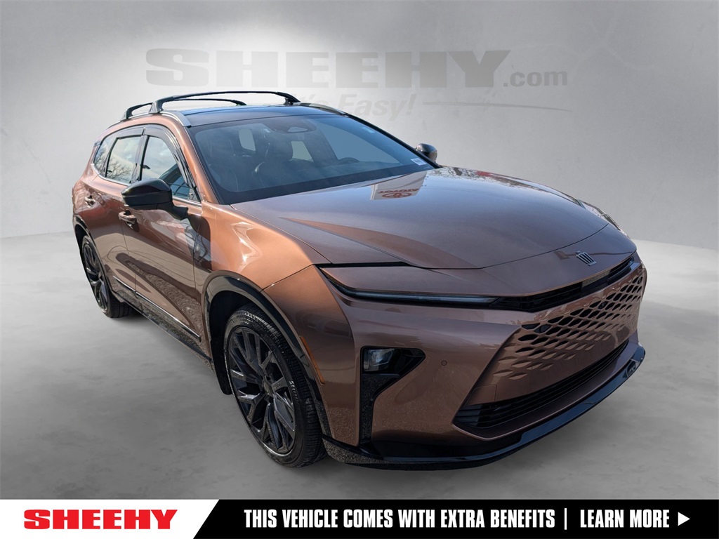 2025 Toyota Crown Signia Limited AWD