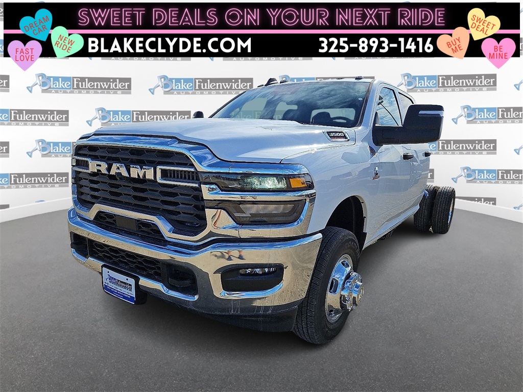 2026 RAM 3500 Chassis Tradesman Crew Cab LB DRW 4WD