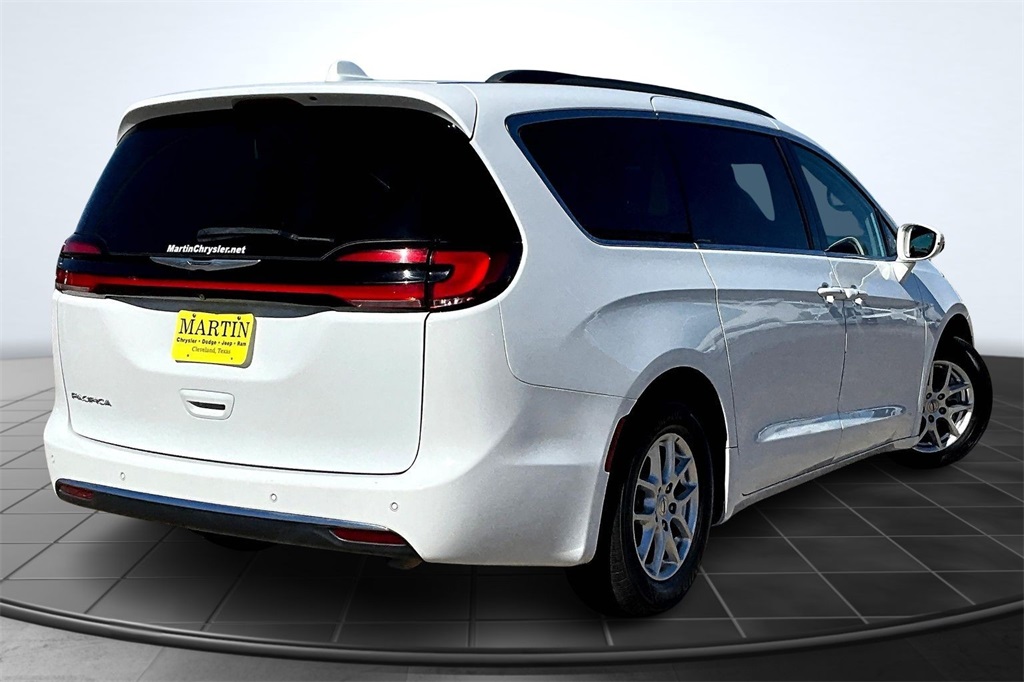 2022 Chrysler Pacifica Touring L White at AutoSavvy Houston Southwest