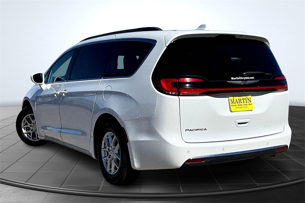 2022 Chrysler Pacifica Touring L White at AutoSavvy Houston Southwest