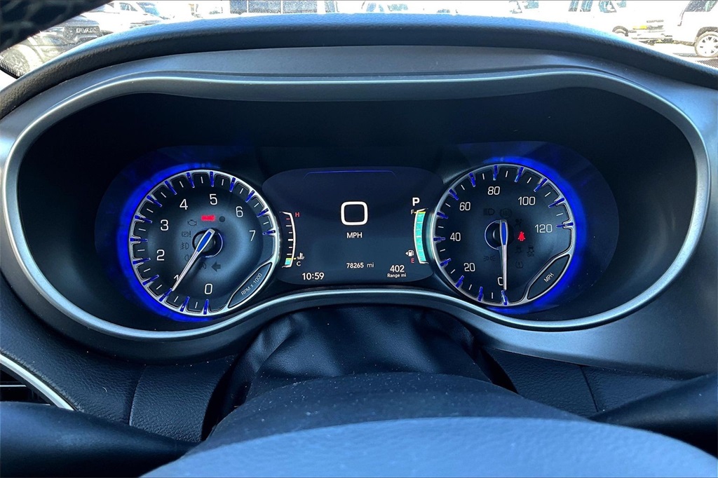 2022 Chrysler Pacifica Touring L White at AutoSavvy Houston Southwest