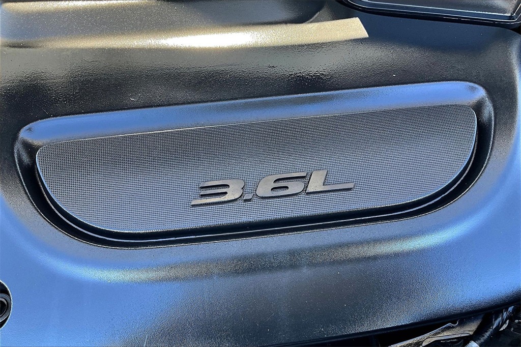 2022 Chrysler Pacifica Touring L White at AutoSavvy Houston Southwest