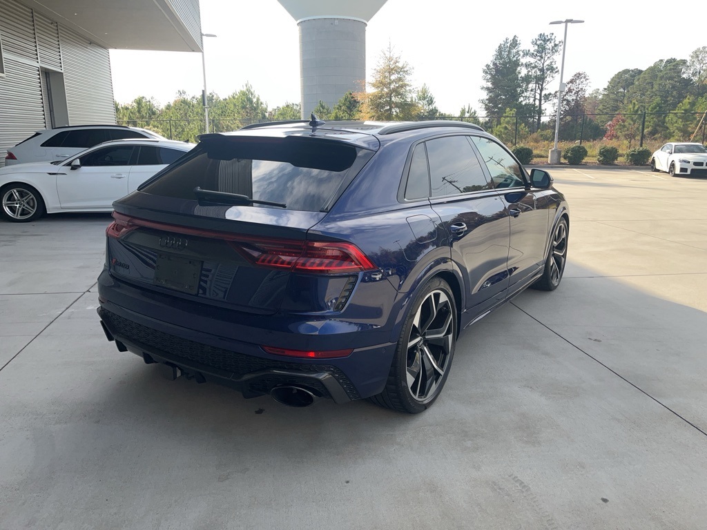 2021 Audi RS Q8 photo 4