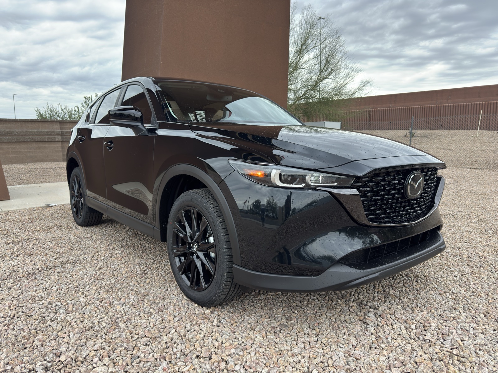 2025 Mazda CX-5 S Carbon Edition's photo