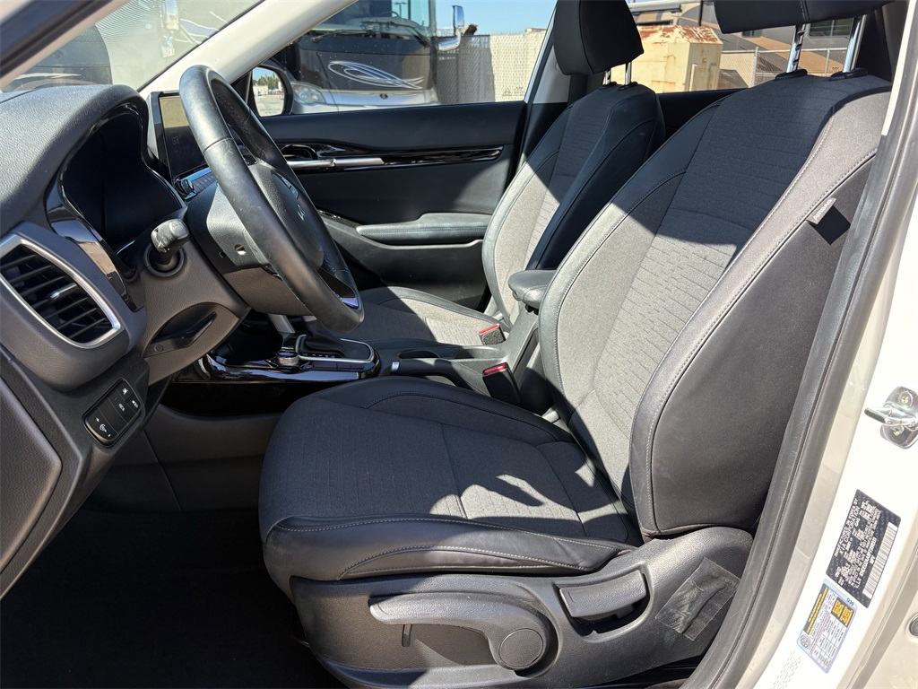 2023 Kia Seltos S White at Bayshore Chrysler Jeep Dodge Ram