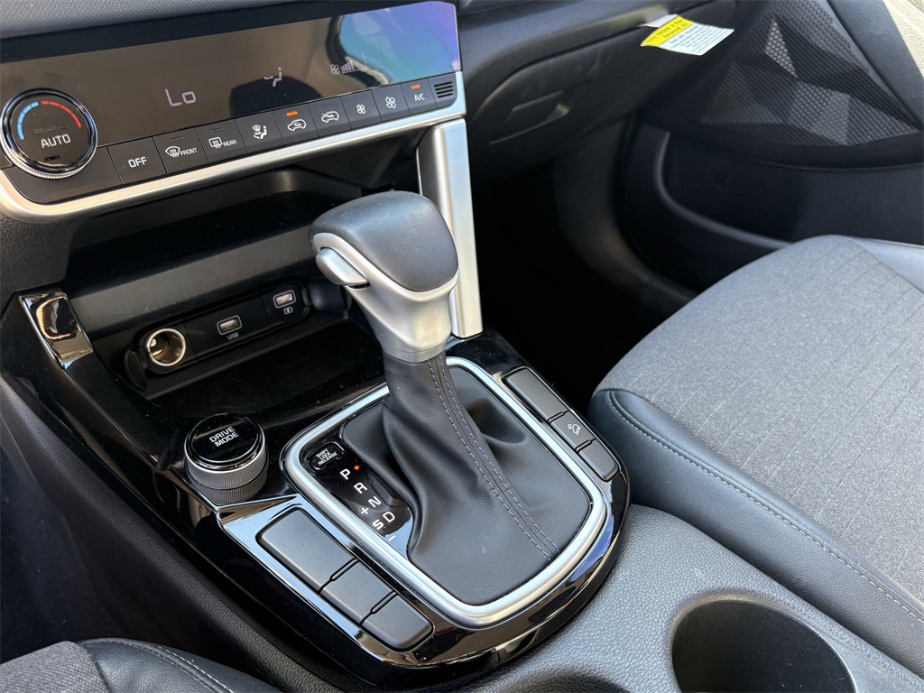 2023 Kia Seltos S White at Bayshore Chrysler Jeep Dodge Ram