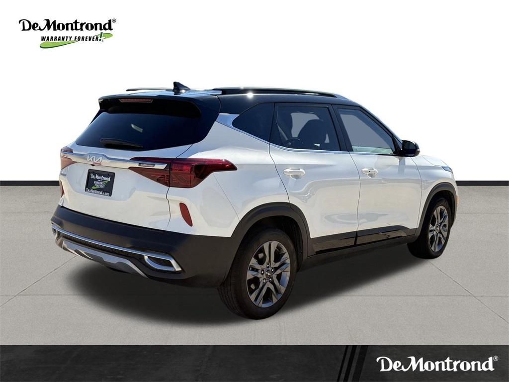 2023 Kia Seltos S White at Bayshore Chrysler Jeep Dodge Ram