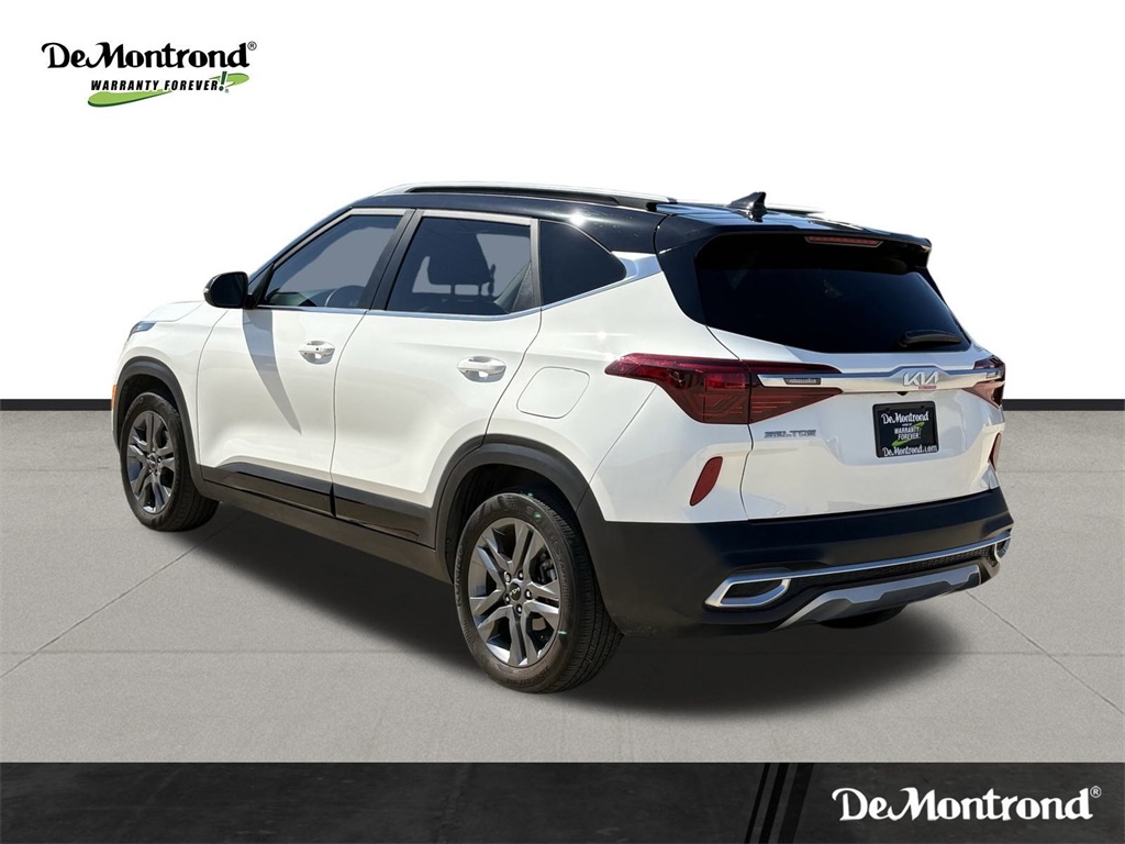 2023 Kia Seltos S White at Bayshore Chrysler Jeep Dodge Ram