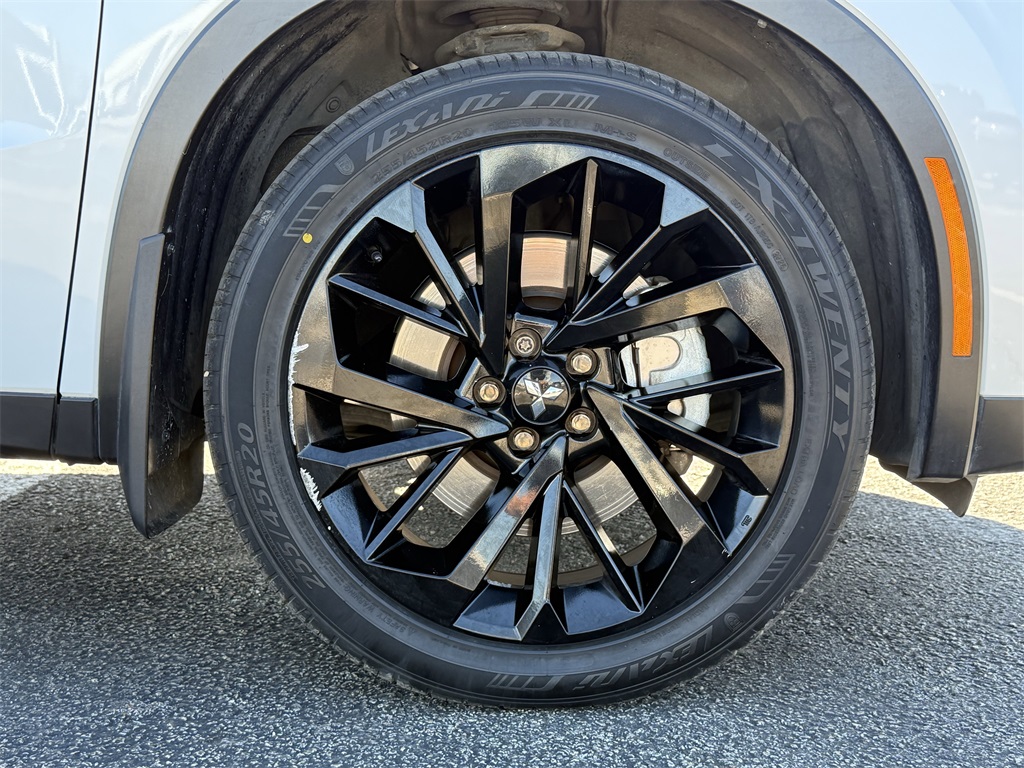 2023 Mitsubishi Outlander   at North Houston Mitsubishi