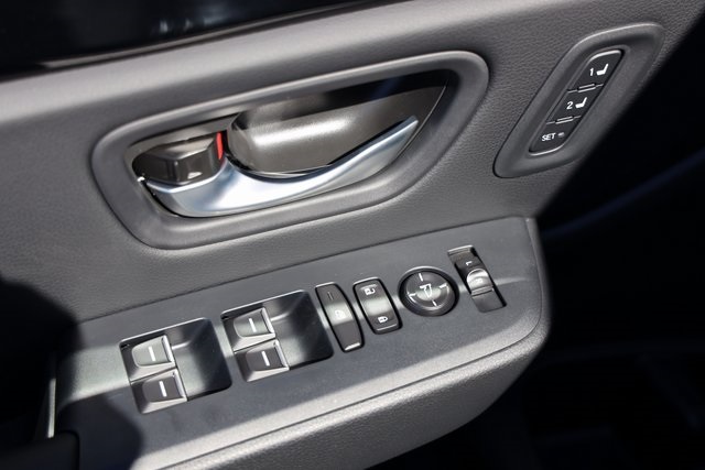 2025 Honda Pilot Touring White at Classic Honda Galveston