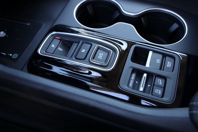 2025 Honda Pilot Touring White at Classic Honda Galveston