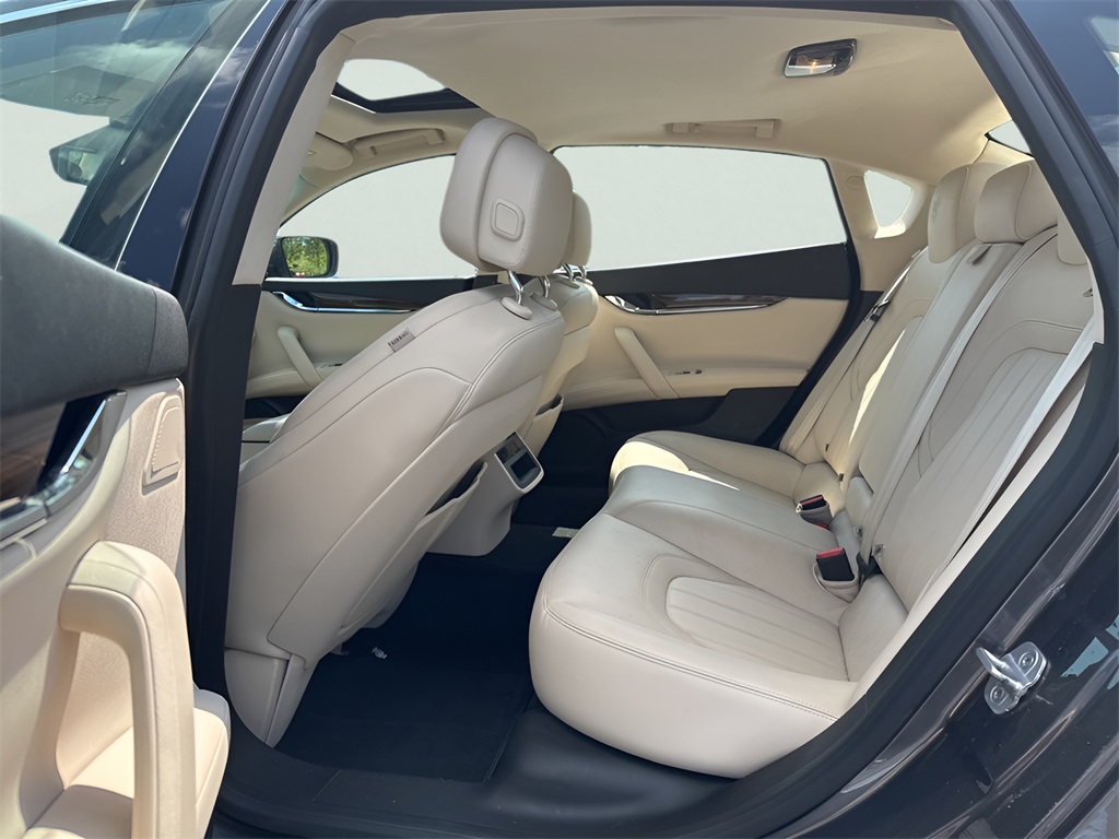 2015 Maserati Quattroporte