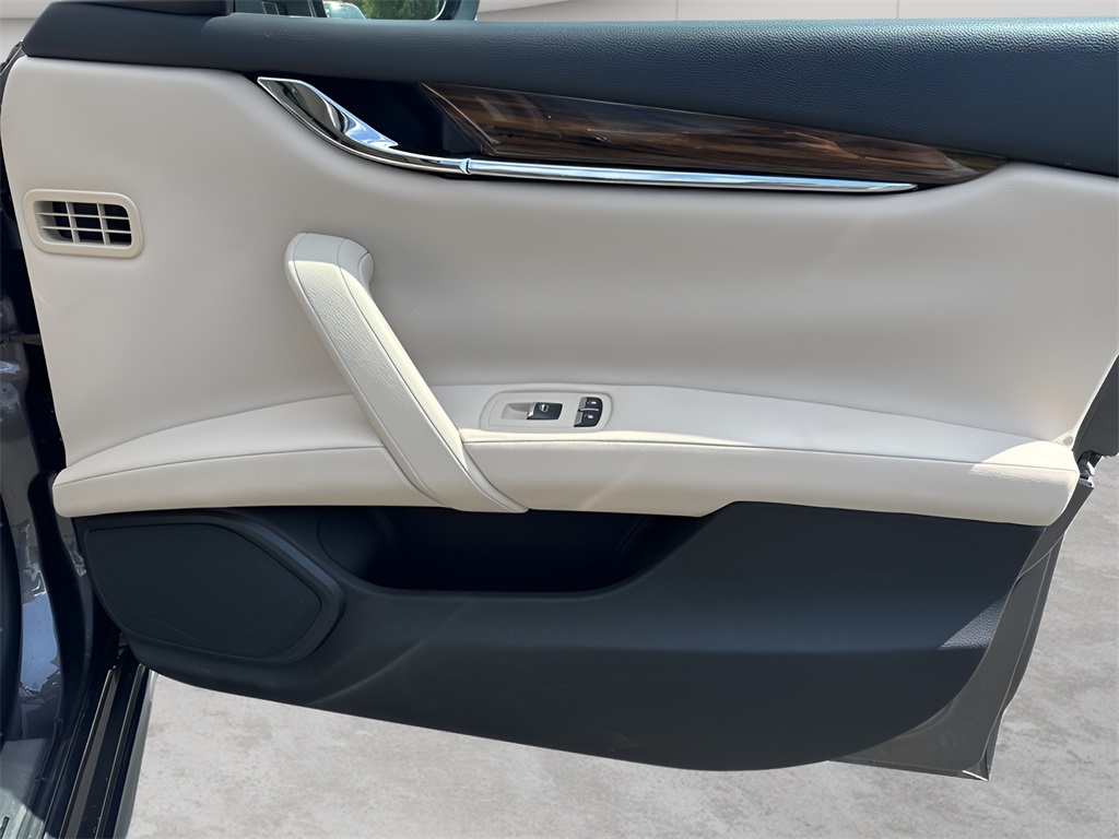 2015 Maserati Quattroporte