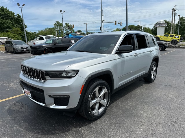 Certified 2022 Jeep Grand Cherokee L Limited with VIN 1C4RJKBG5N8561801 for sale in Kansas City