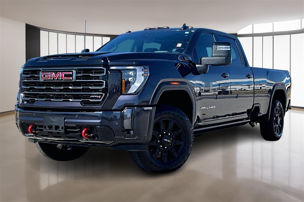 2024 GMC Sierra 3500HD AT4 Crew Cab 4WD