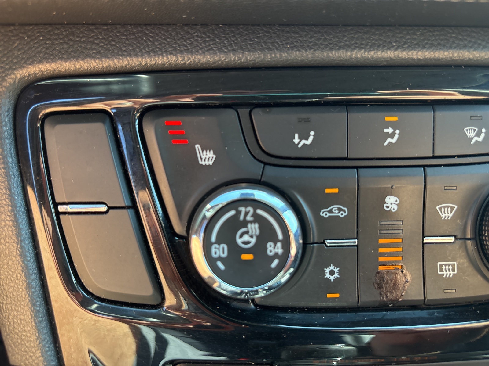 2017 Buick Encore Essence photo 26