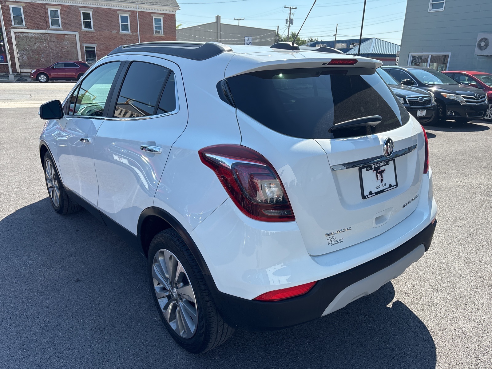 2017 Buick Encore Essence photo 3