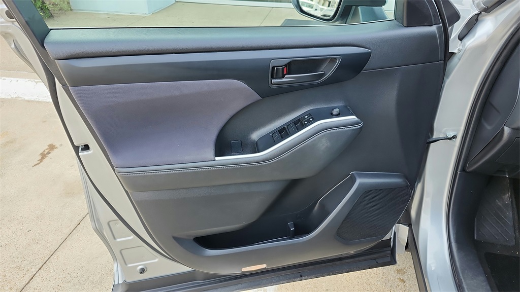 2024 Toyota Highlander