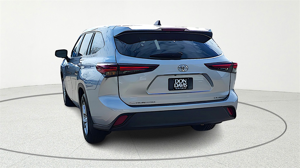 2024 Toyota Highlander