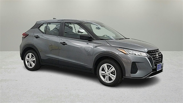 2025 Nissan Kicks Play