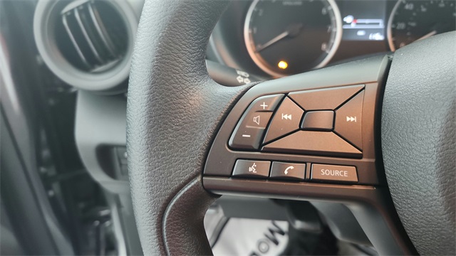 2025 Nissan Kicks Play