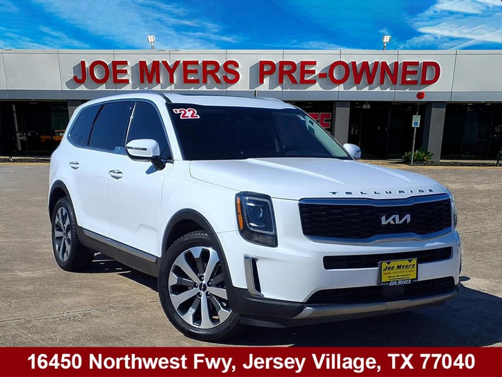 2022 Kia Telluride S White at Bayway Cadillac Southwest