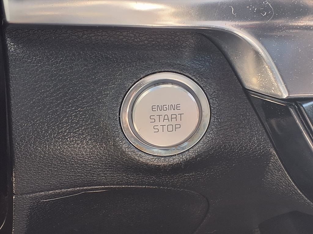 2022 Kia Telluride S White at Bayway Cadillac Southwest