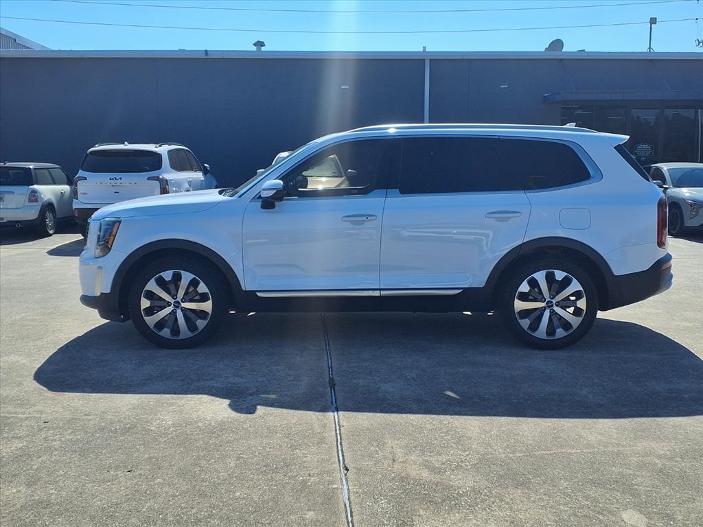 2022 Kia Telluride S White at Bayway Cadillac Southwest