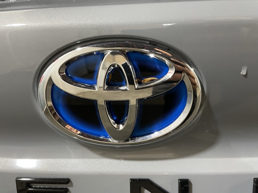 Thumbnail: 2025 Toyota Sienna - 22