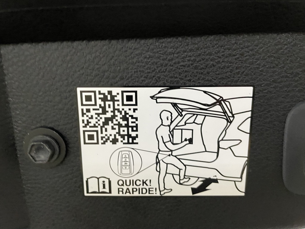 Thumbnail: 2025 Toyota Sienna - 24