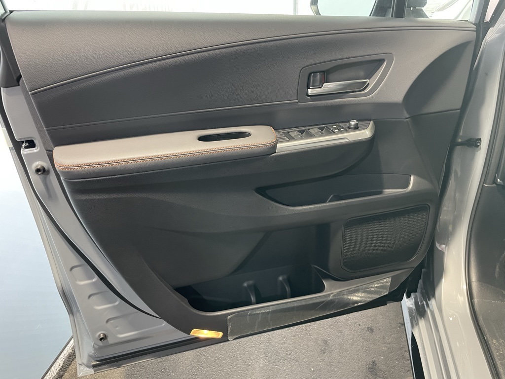 Thumbnail: 2025 Toyota Sienna - 30