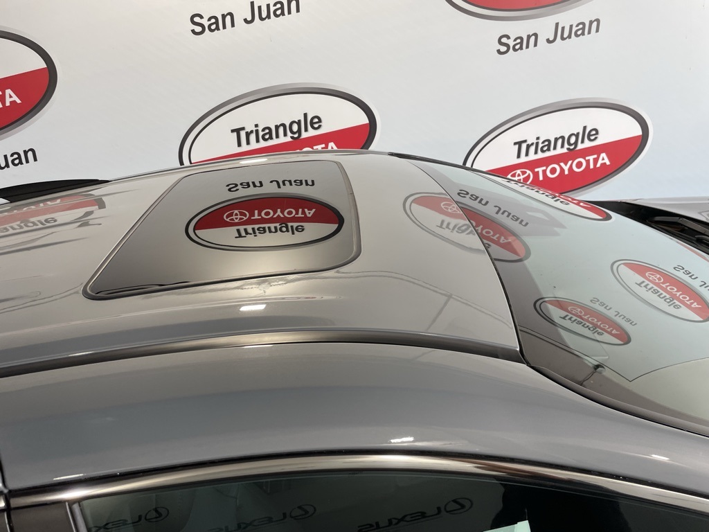 Thumbnail: 2025 Toyota Sienna - 9