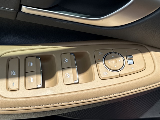 2025 Hyundai Sonata Hybrid Limited - 9